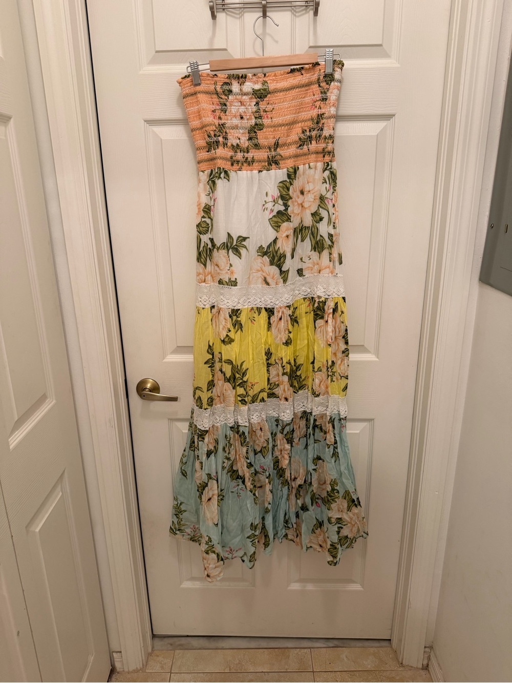Intimates subcategory identification - Picture 2 of 3